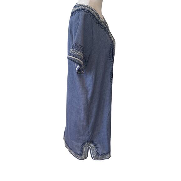 THML Blue Chambray Embroidered V-Neck Boho Mini Shift Dress Womens Size Small - Picture 4 of 8